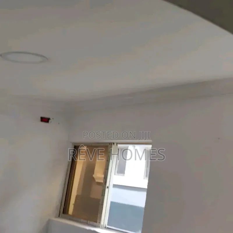 Studio Apartment in Alagomeji for rent