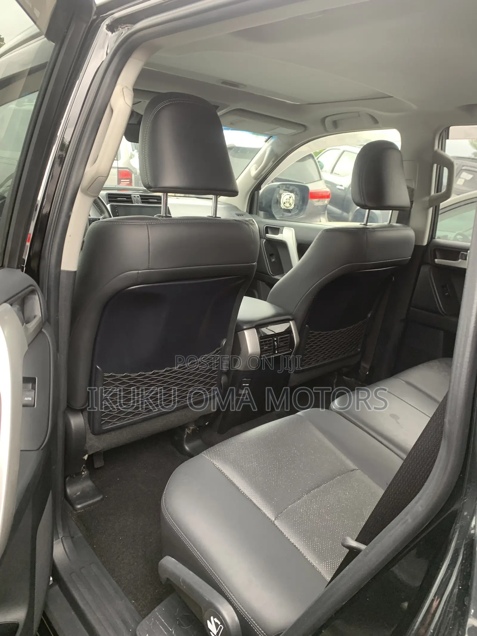 Toyota Land Cruiser Prado 2023 Black