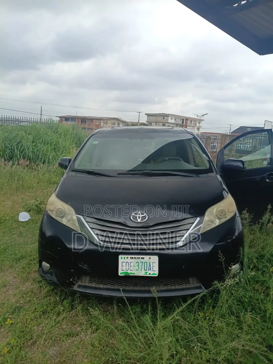 Toyota Sienna XLE 8 Passenger 2012 Black