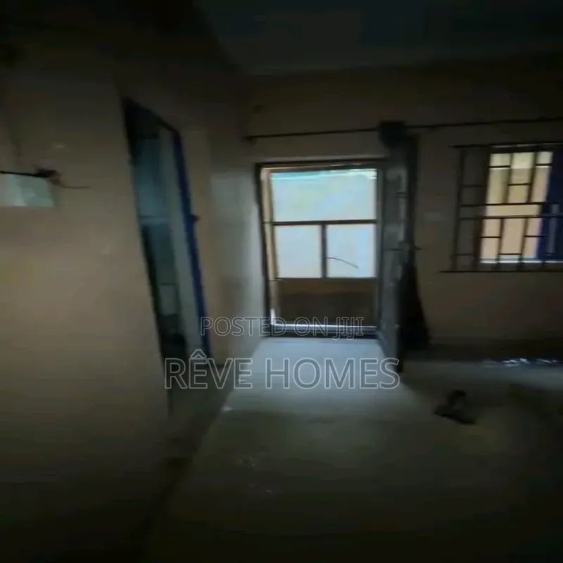 Studio Apartment in Fadeyi for rent