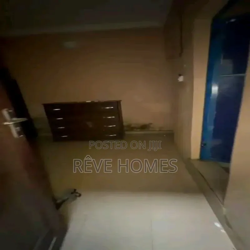 Studio Apartment in Fadeyi for rent