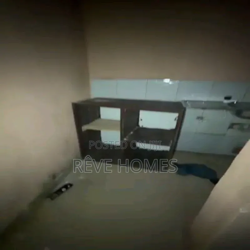 Studio Apartment in Fadeyi for rent