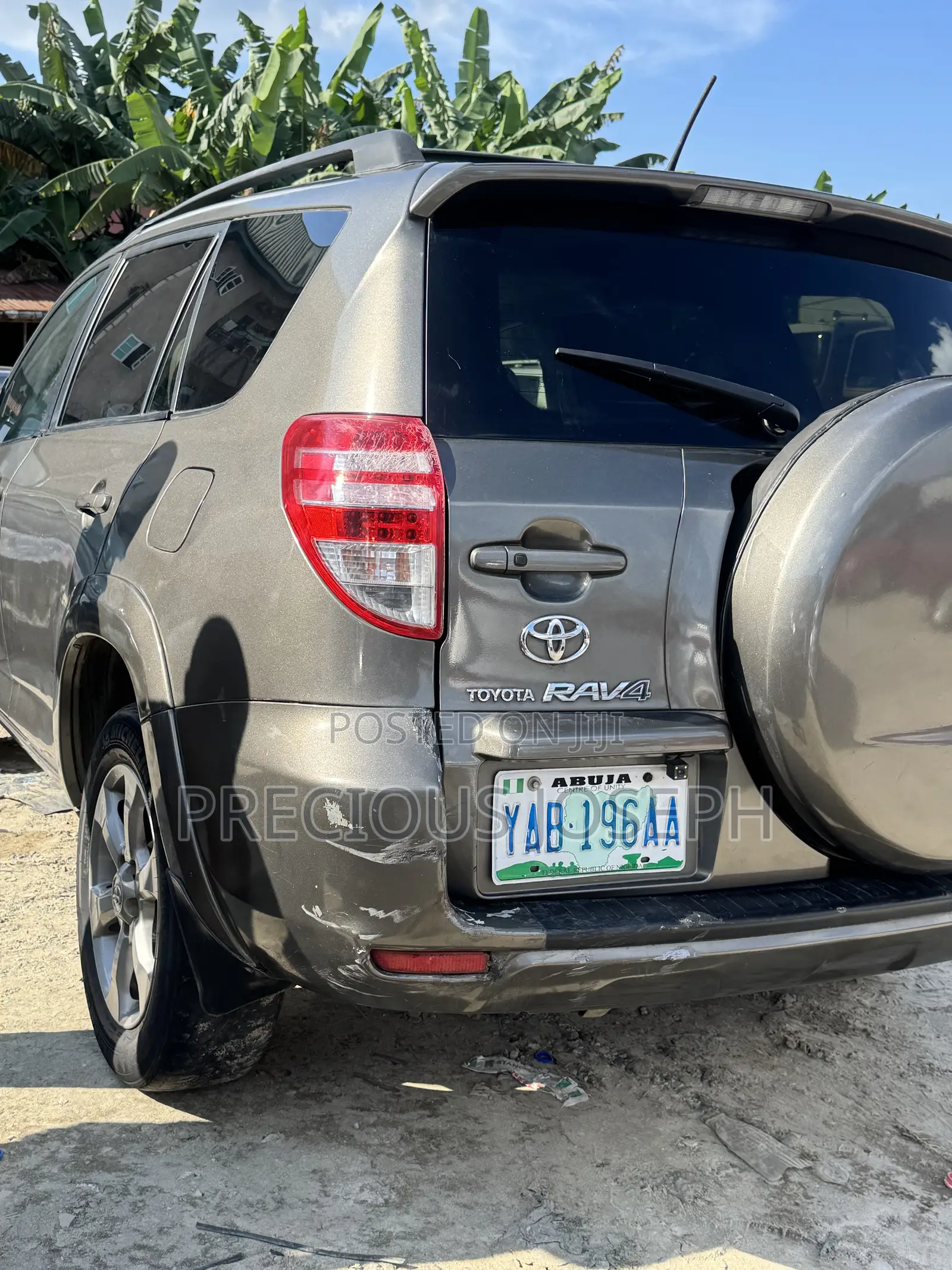 Toyota RAV4 2011 Silver