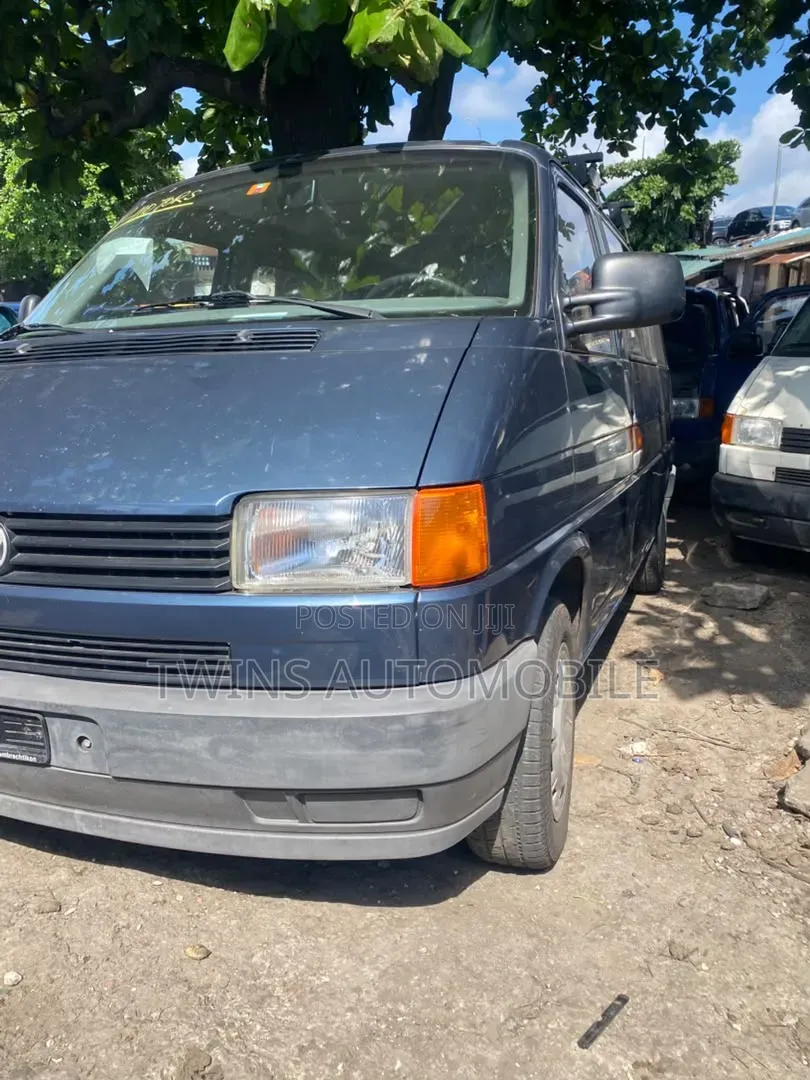 Volkswagen Transporter 2002 Blue