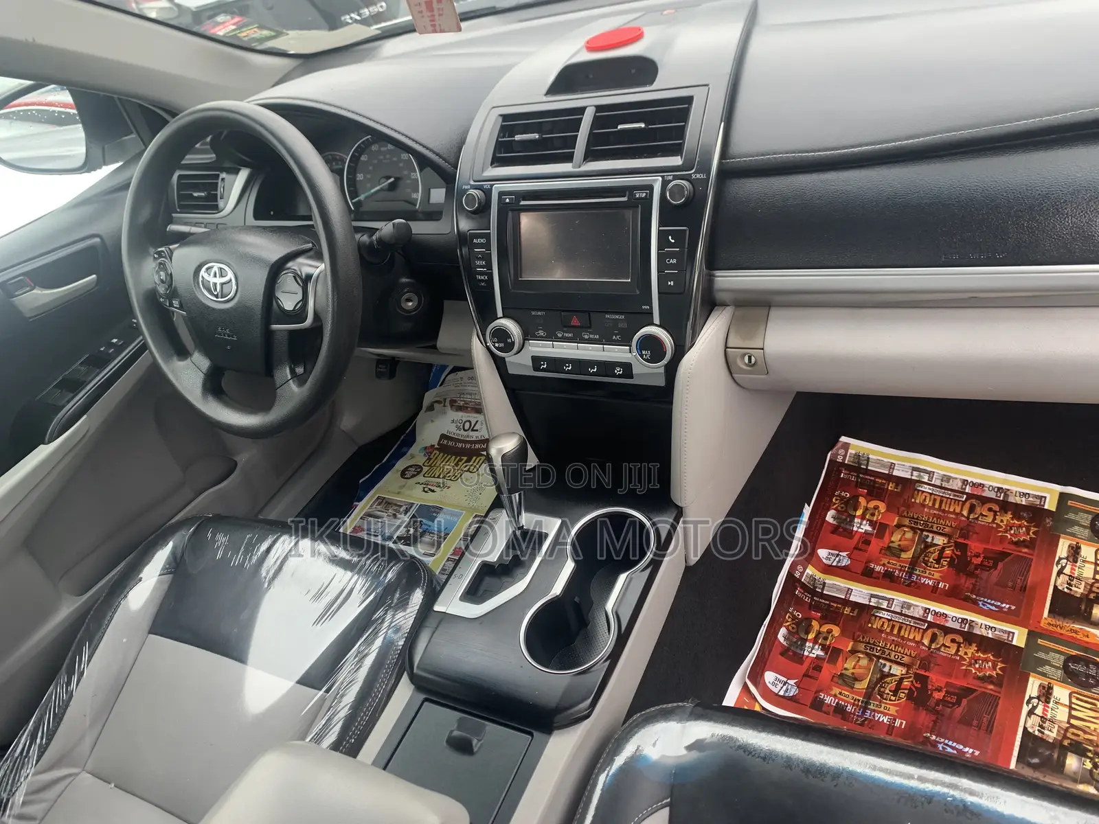 Toyota Camry LE 4dr Sedan (2.5L 4cyl 6A) 2013 Silver