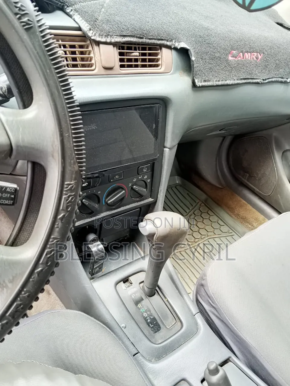 Toyota Camry 2000 Gray