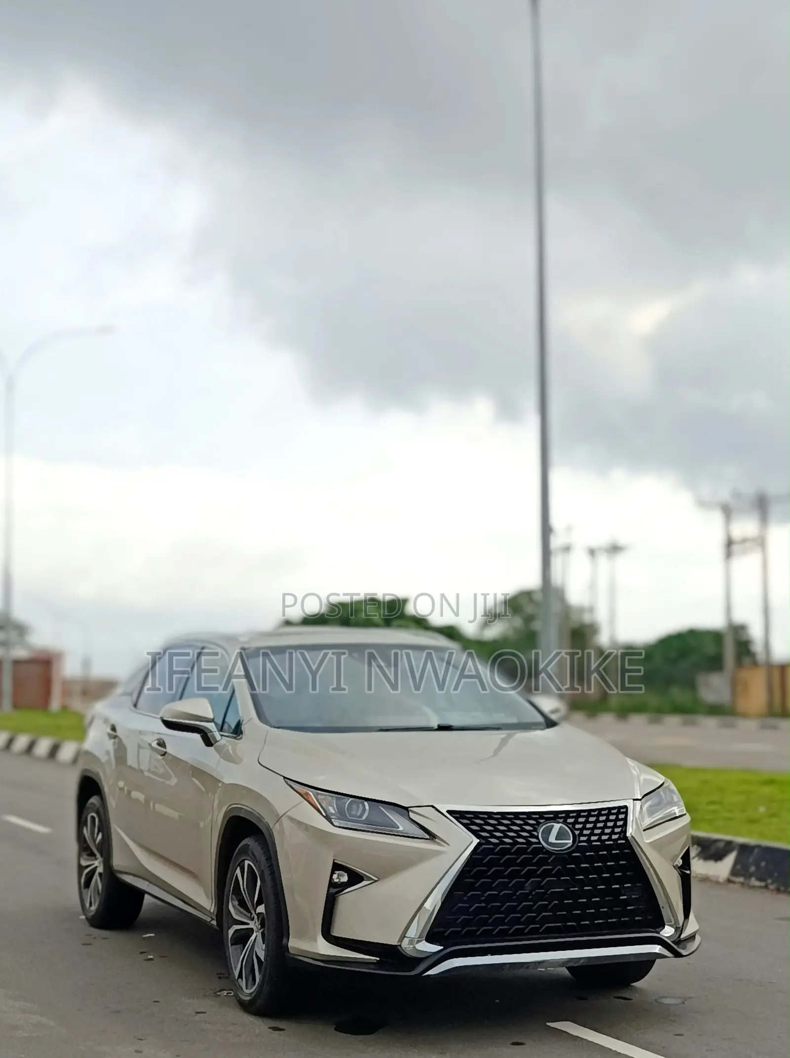 Lexus RX 350 AWD 2017 Gold