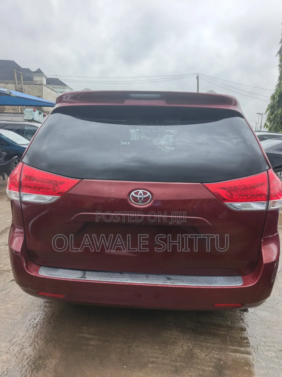 Toyota Sienna LE 7 Passenger 2012