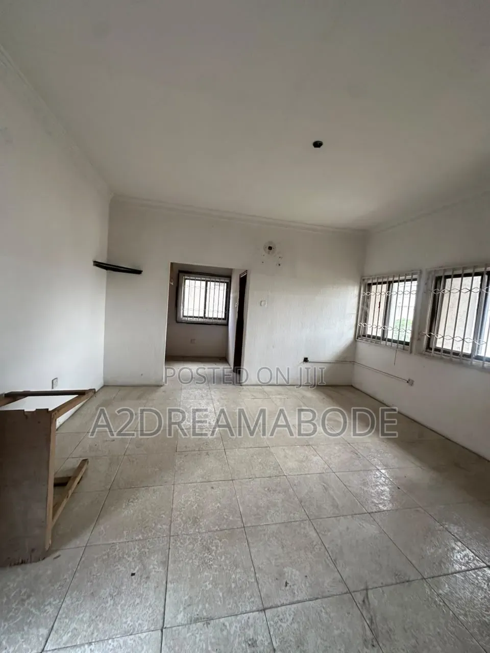 5bdrm Duplex in Omole for rent