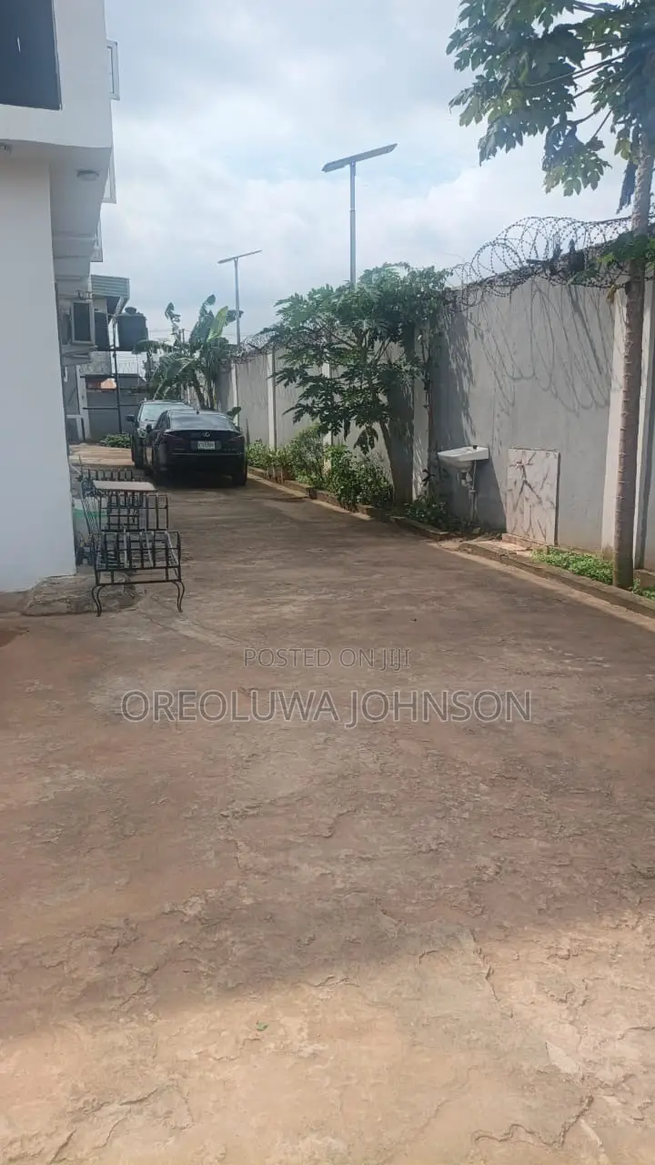 4bdrm Block of Flats in Unity Estate, Egbeda / Egbeda for sale