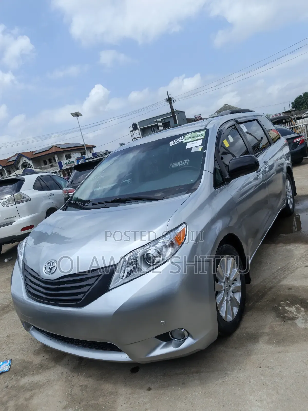 Toyota Sienna Limited 7 Passenger 2012 Silver