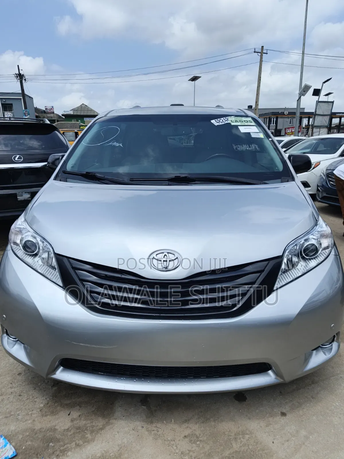 Toyota Sienna Limited 7 Passenger 2012 Silver