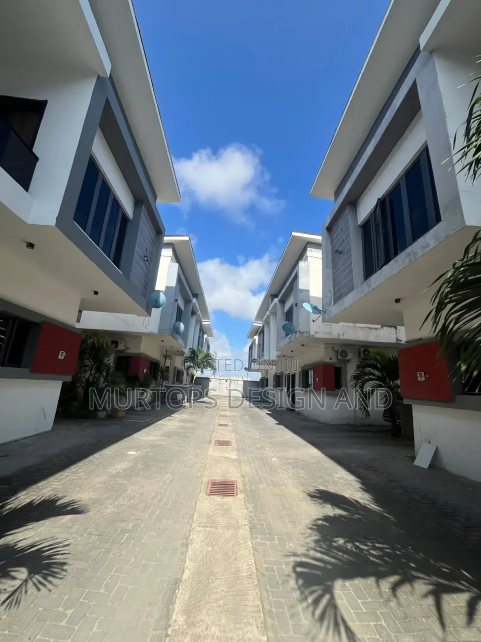 4bdrm Duplex in Ikota Villa Estate for rent