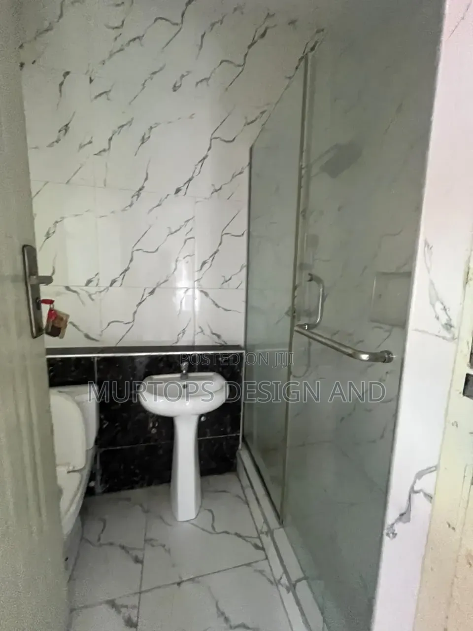 4bdrm Duplex in Ikota Villa Estate for rent