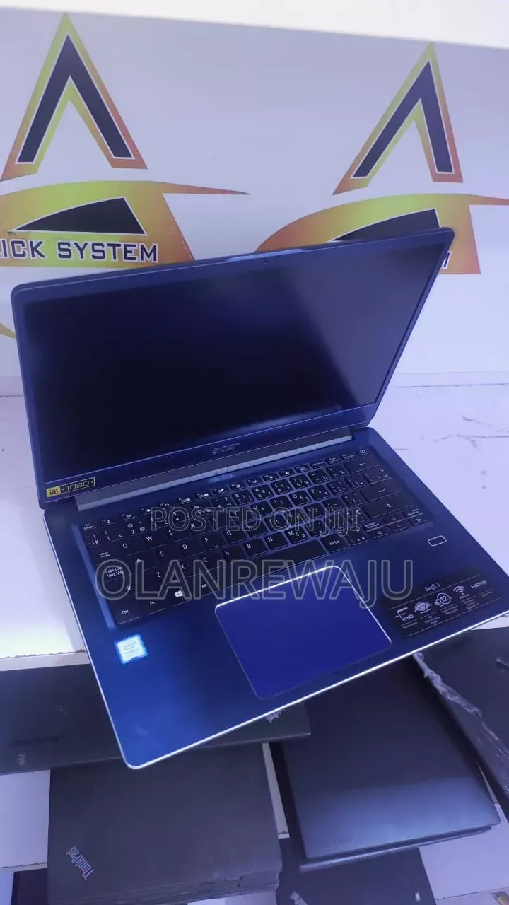 New Laptop Acer Swift 3 8GB Intel Core i5 SSD 128GB