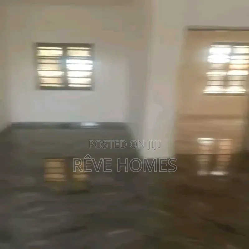 2bdrm Block of Flats in Oworonshoki / Gbagada for rent