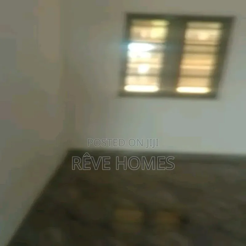 2bdrm Block of Flats in Oworonshoki / Gbagada for rent