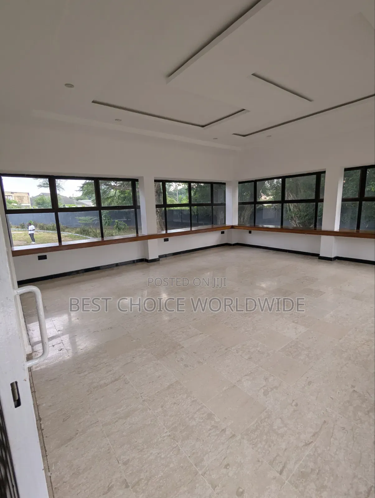 4bdrm Bungalow in Iyaganku Gra, Akobo for rent