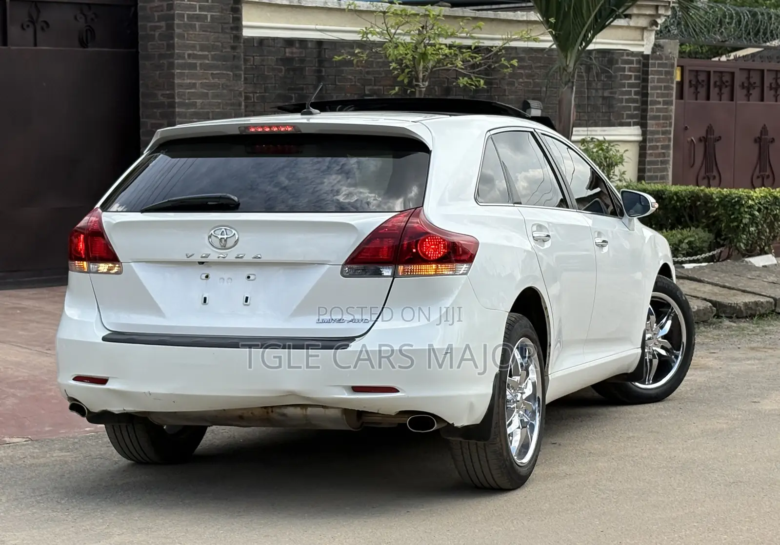Toyota Venza Limited 4dr Wagon (3.5L 6cyl 6A) 2014 White