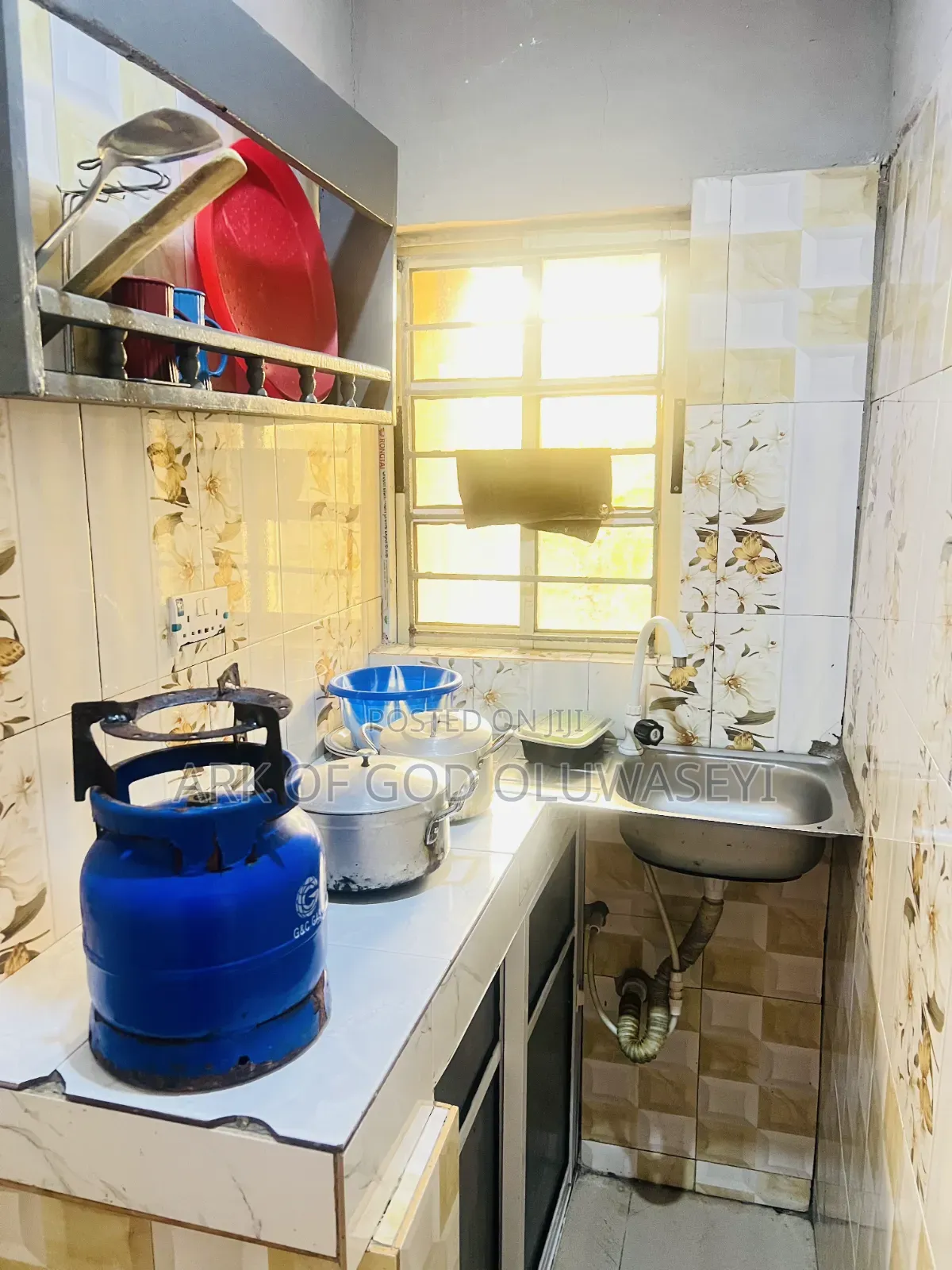 Service Apartment With 24-Hour Solar Light