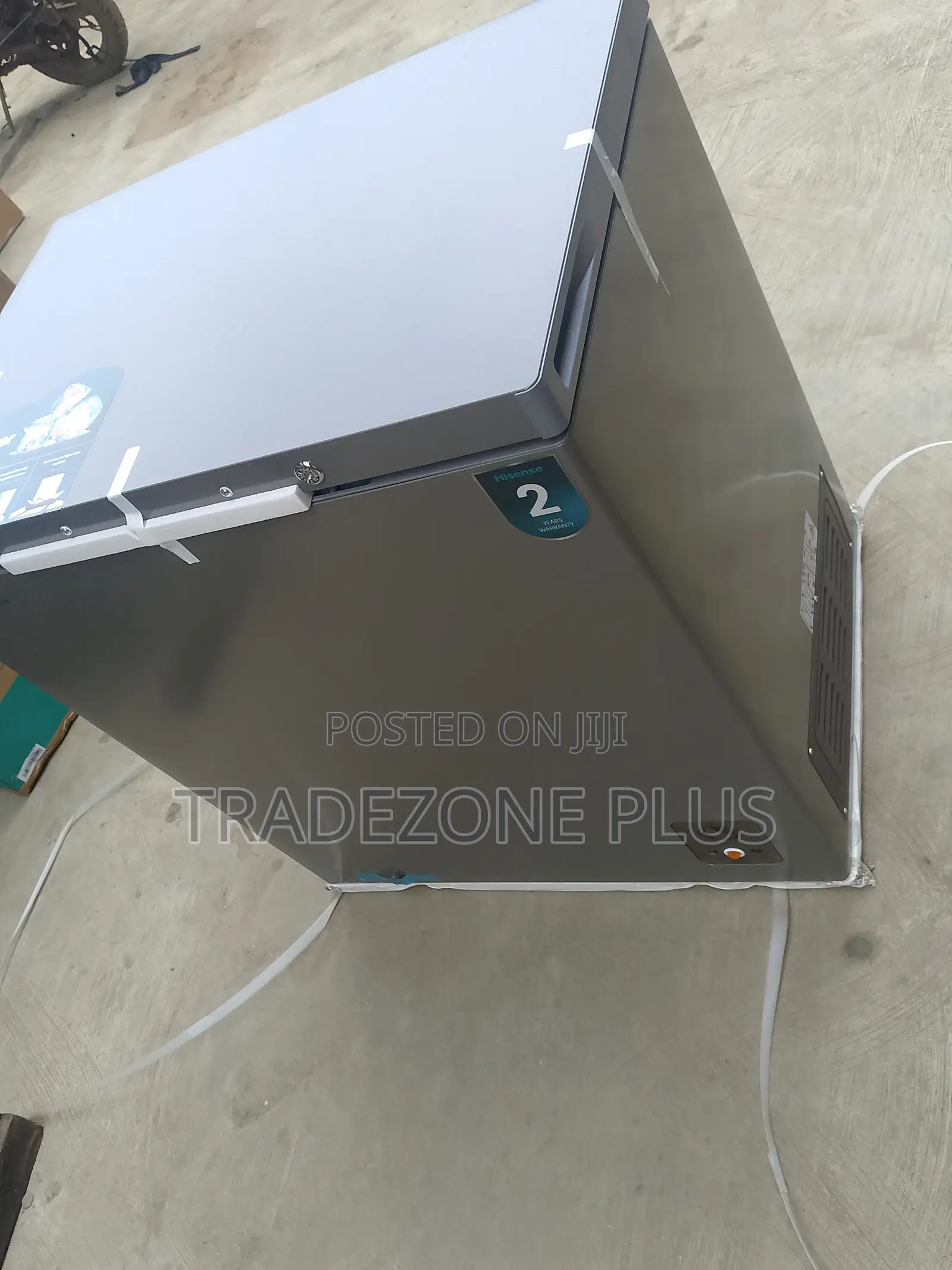 Hisense 198L Deep Freezer – Durable FC270SH Model