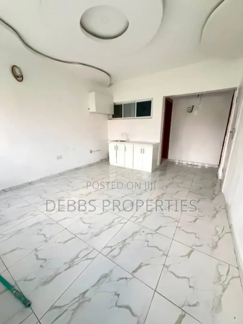 2bdrm Apartment in Ikota Lekki Lagos for rent