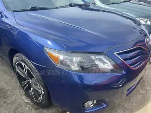 Toyota Camry 2011 Blue