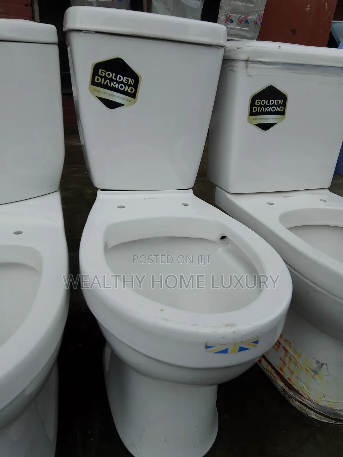 Golden Diamond Top-Flush Two-Piece Ceramic Water Closet