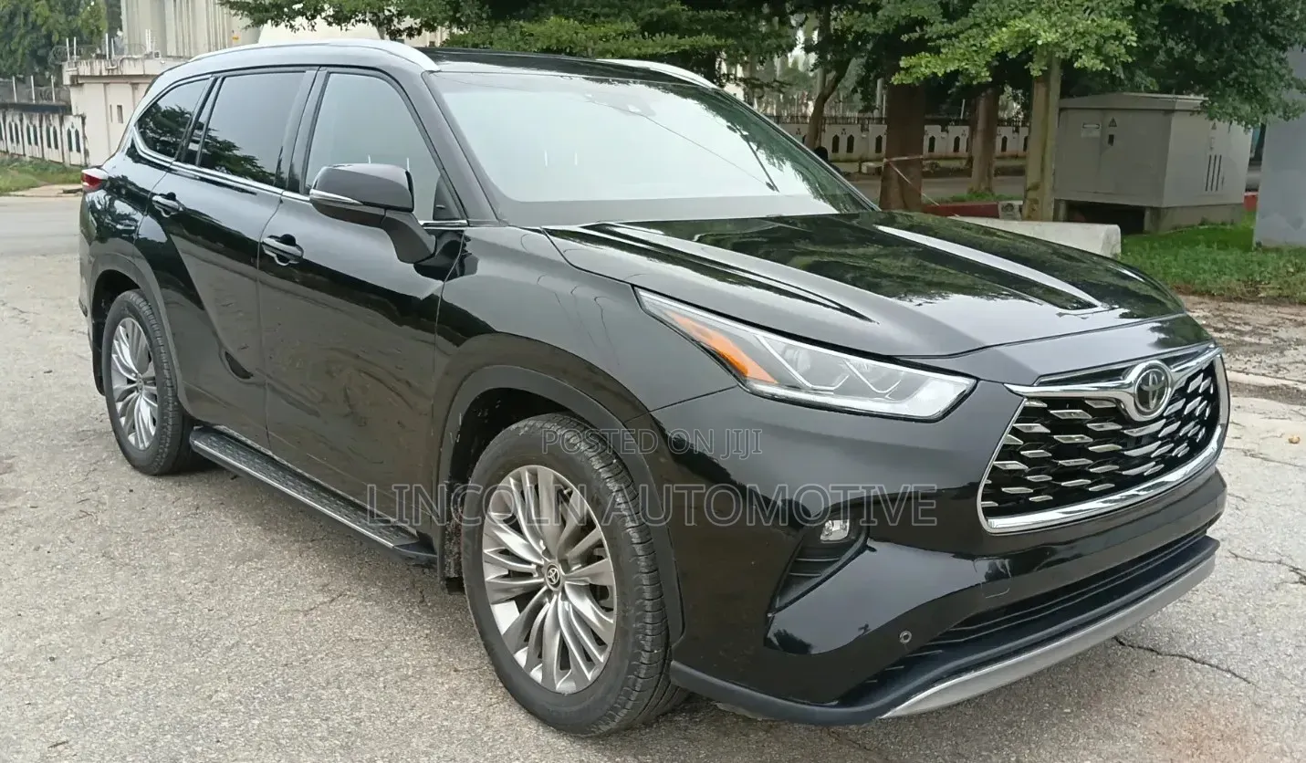 Toyota Highlander Platinum 2022 Matt Black