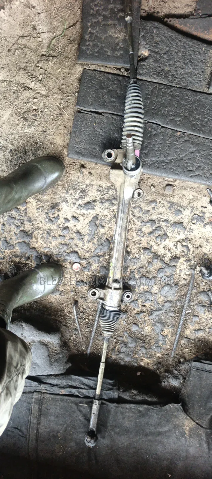 Streeing Rack Toyota Corolla 2014 Model