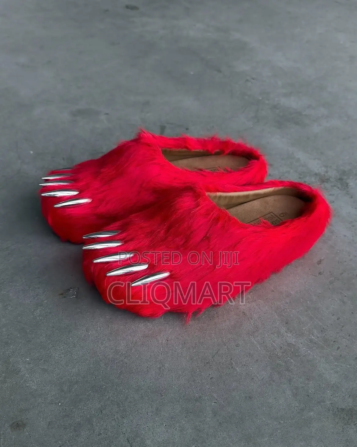 Bravest Studios Bear Claw Mule "Red" Fur