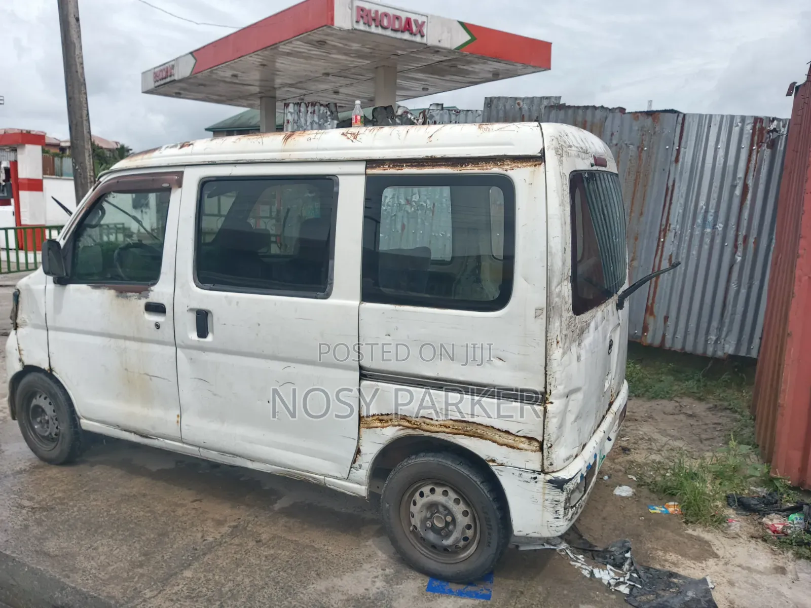 Daihatsu Hijet 2004 White
