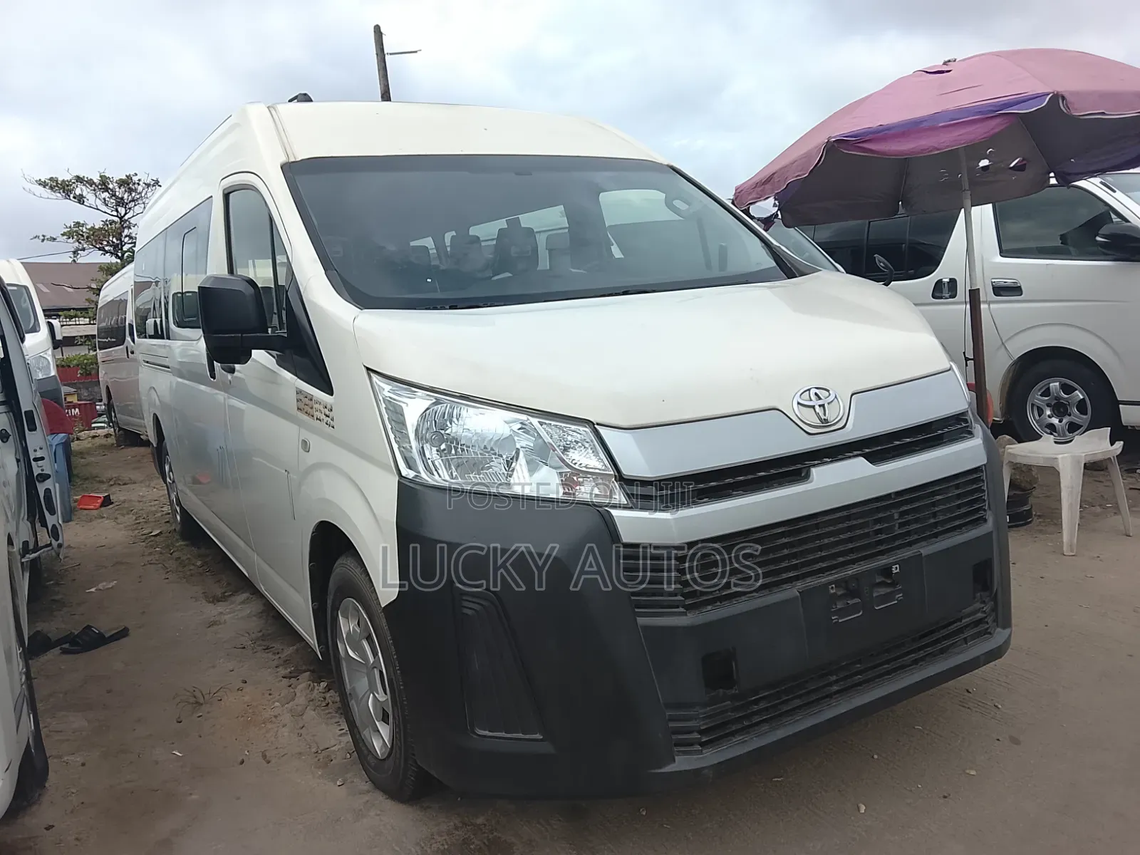 Toyota HiAce 2020 White