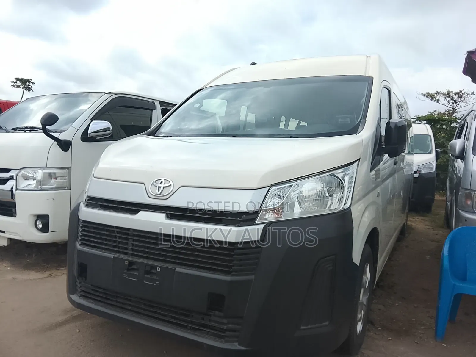 Toyota HiAce 2020 White