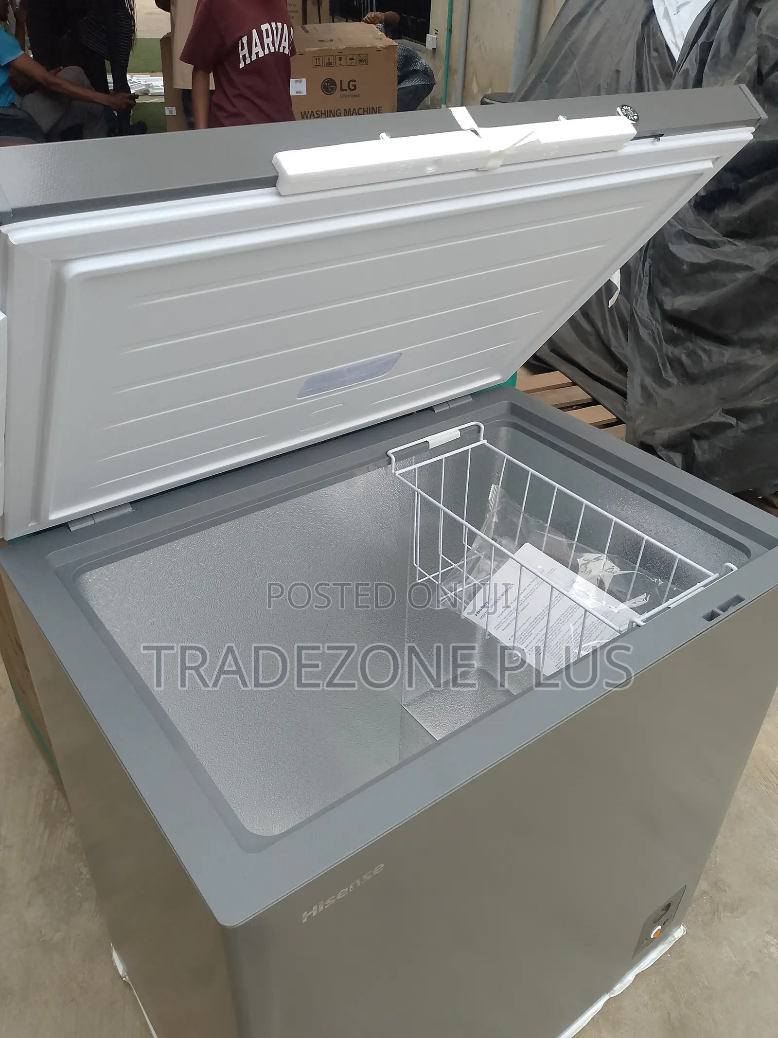 Hisense FC270SH Freezer 198L – Strong Cooling Performance