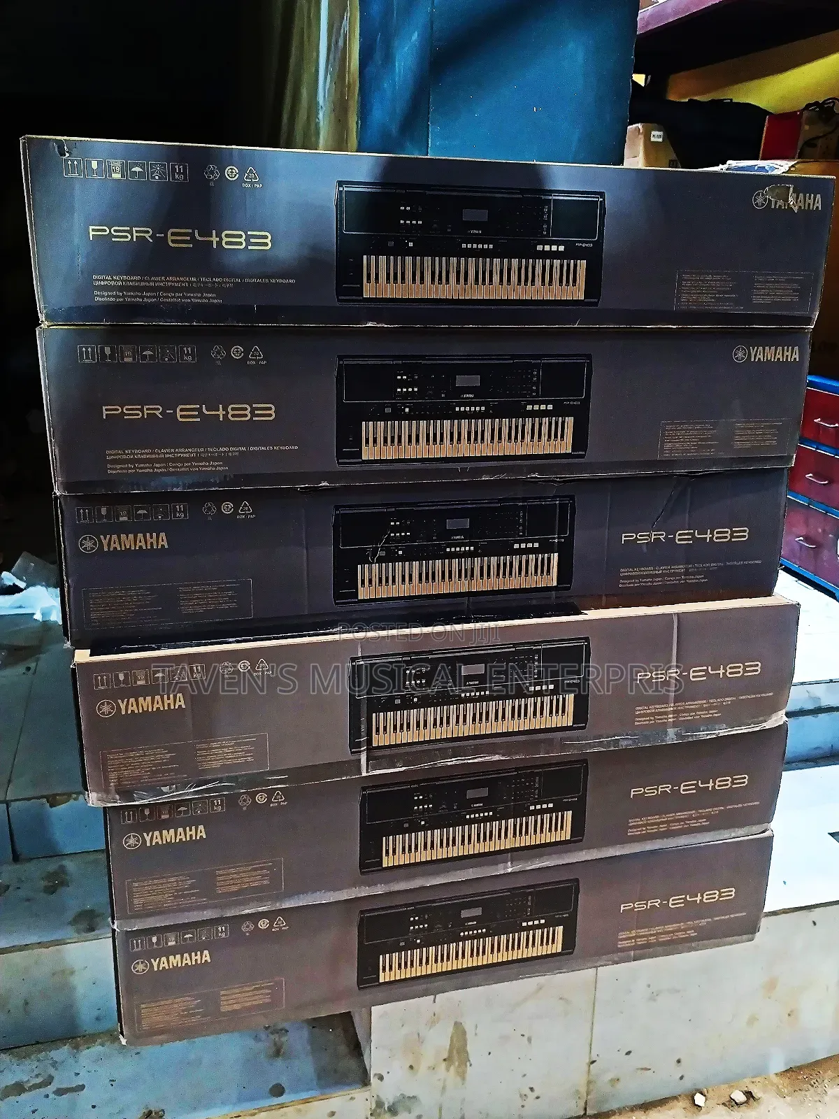 Yamaha PSR-E483 61-Key Portable Touch-Sensitive Digital Keyboard