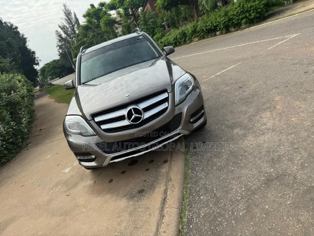Mercedes-Benz GLK-Class 350 SUV 2013 Brown