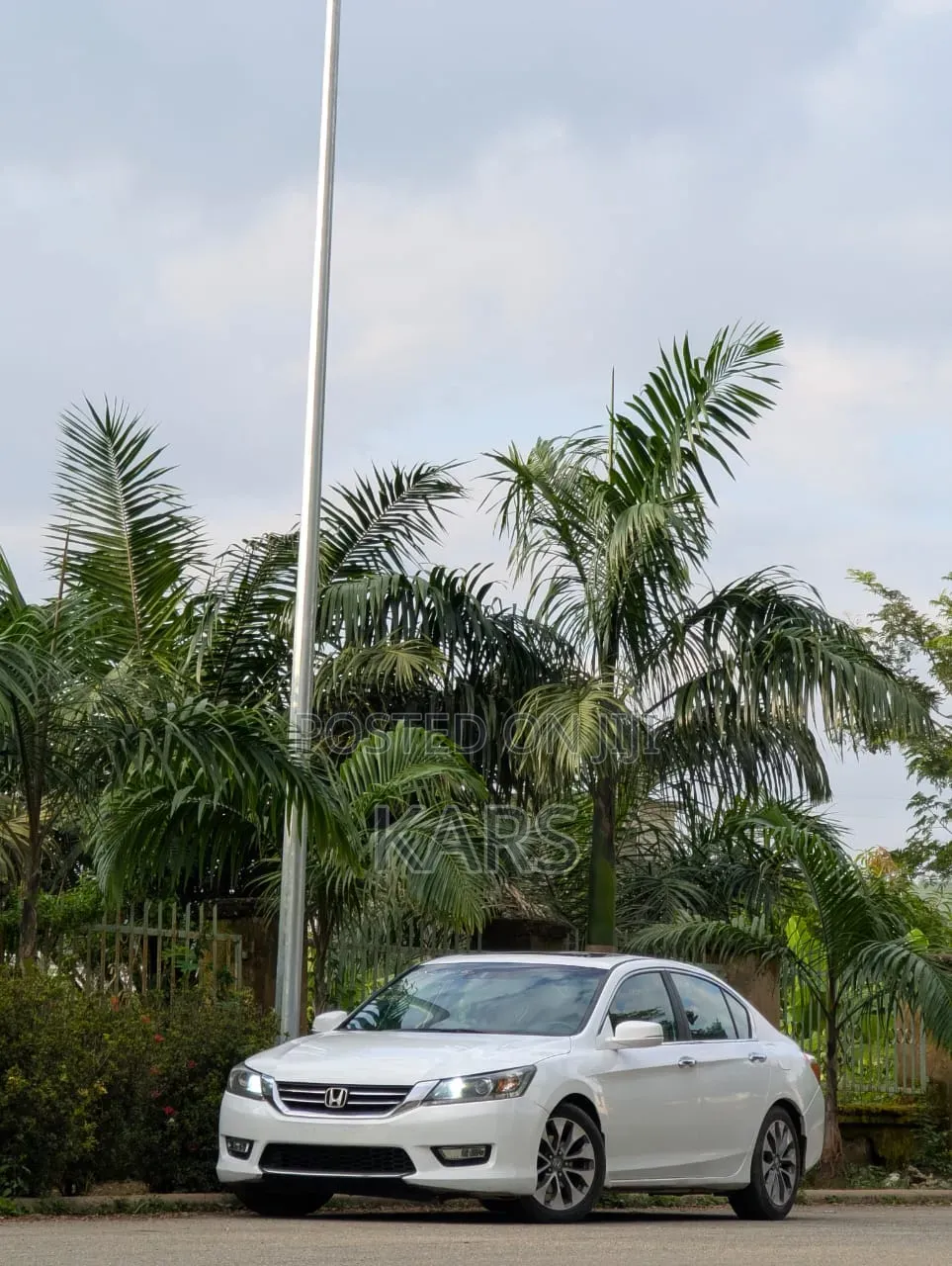 Honda Accord 2013 White