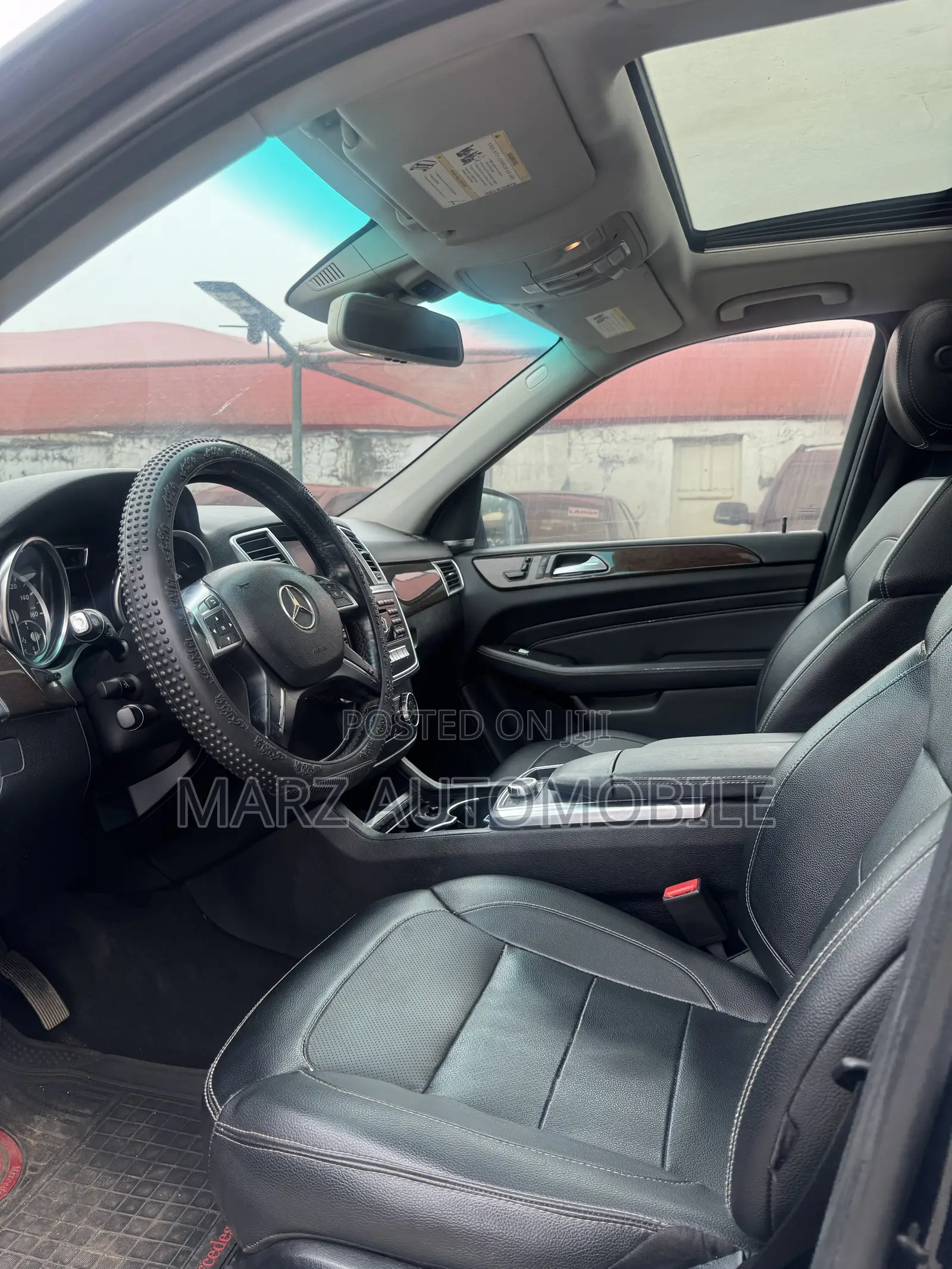 Mercedes-Benz M Class ML350 4MATIC 4dr SUV AWD (3.5L 6cyl 7A) 2014