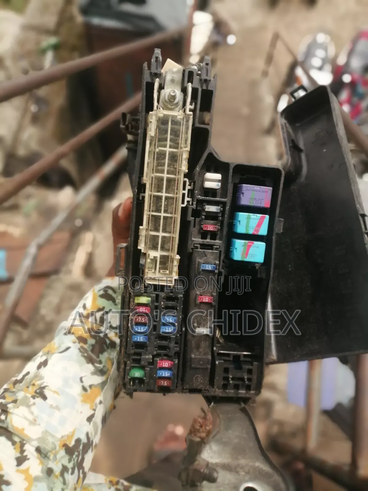 Complete Toyota Hilux 2.7 Fuse Box