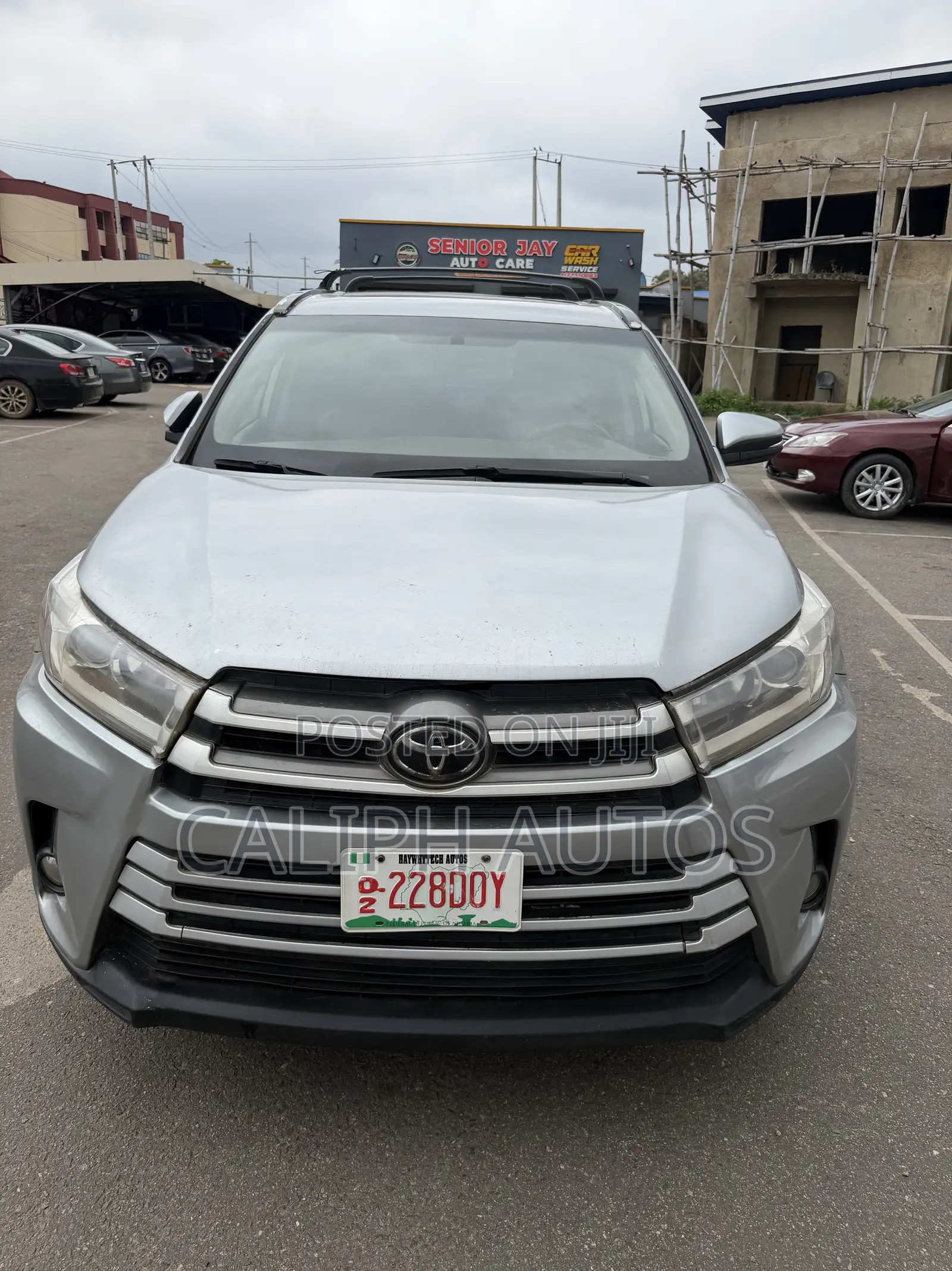 Toyota Highlander XLE 4dr SUV AWD (3.5L 6cyl 6A) 2015 Silver
