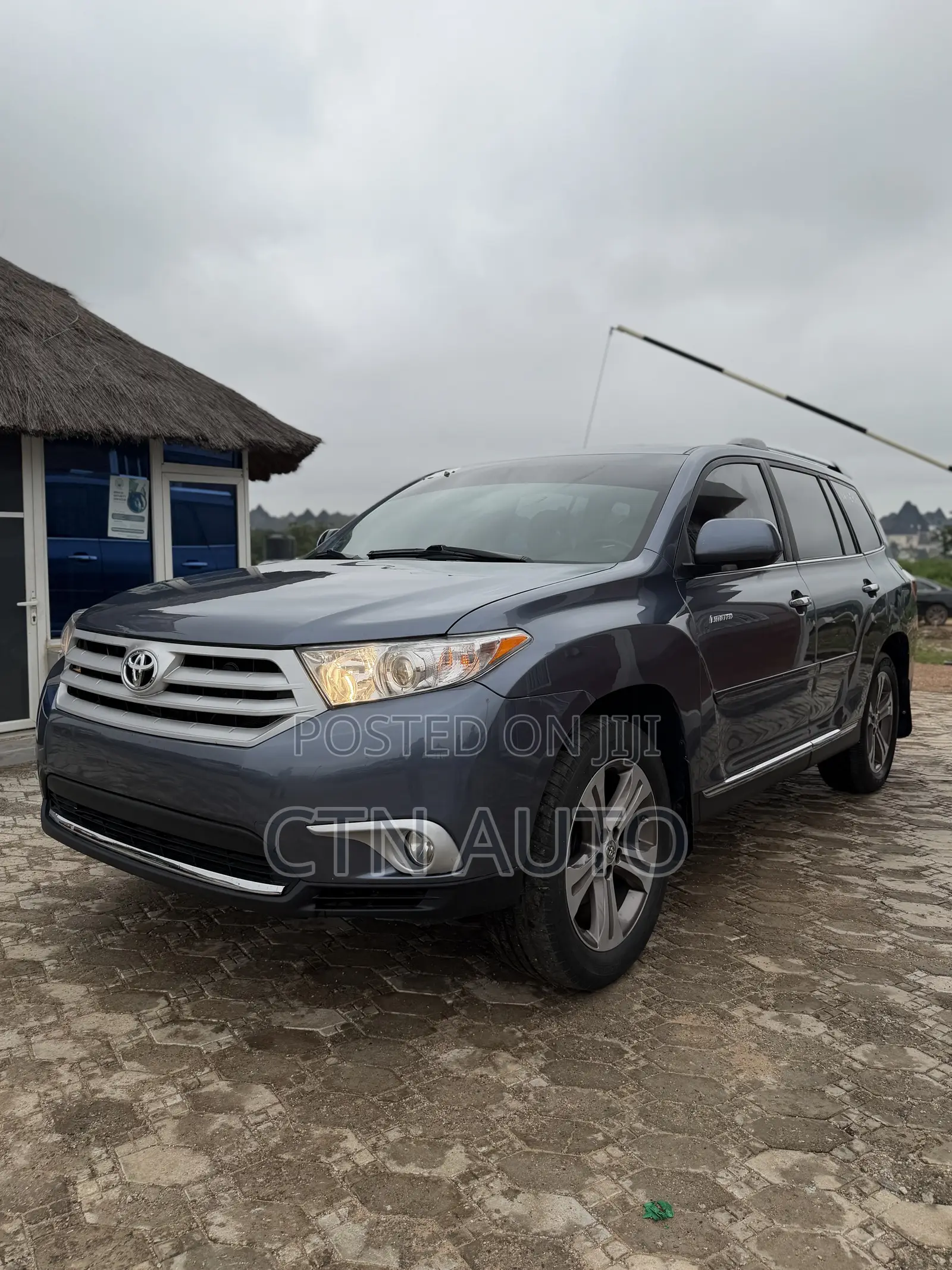 Toyota Highlander Limited 2012 Blue