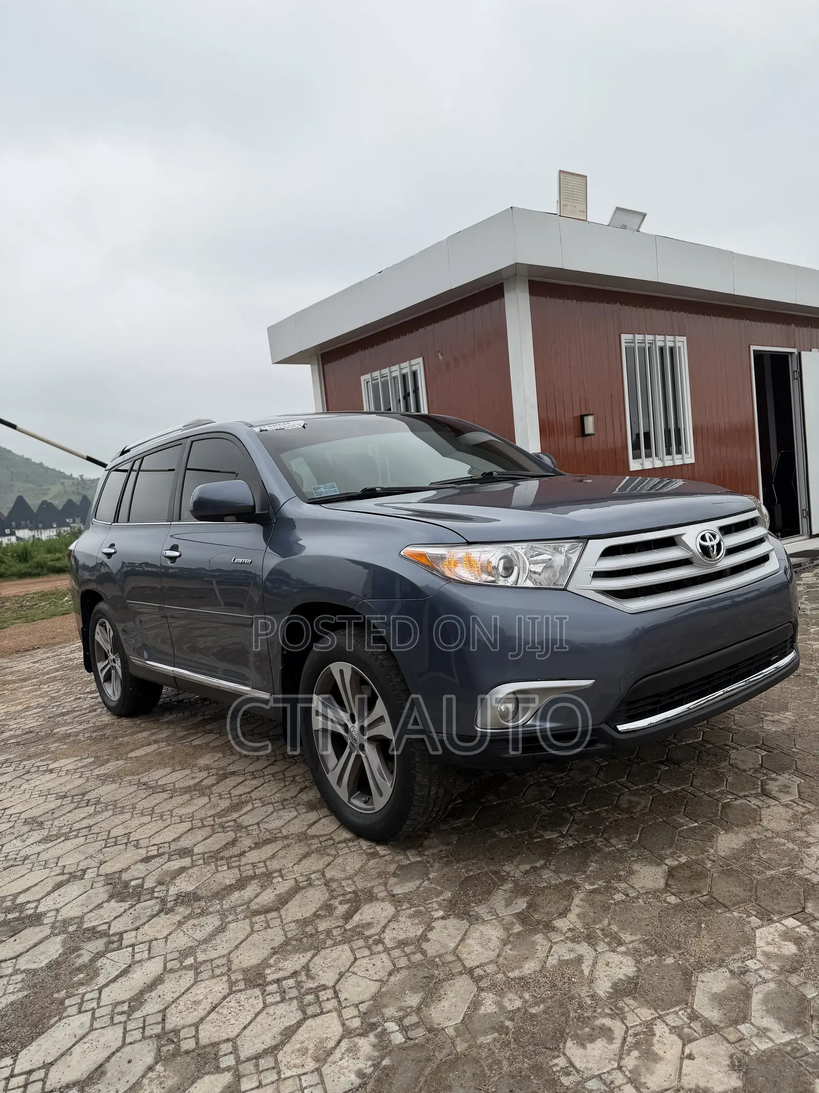 Toyota Highlander Limited 2012 Blue