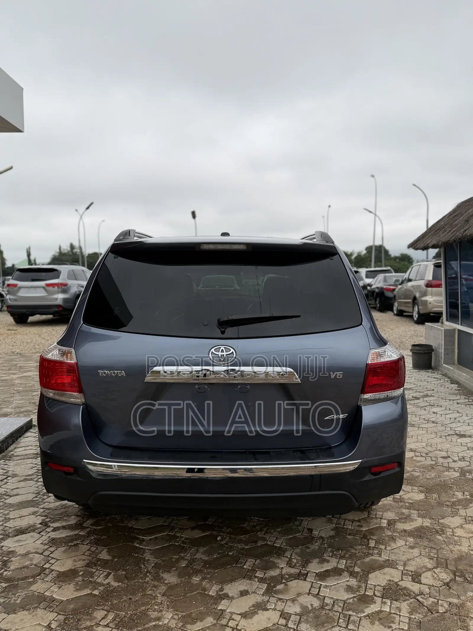 Toyota Highlander Limited 2012 Blue