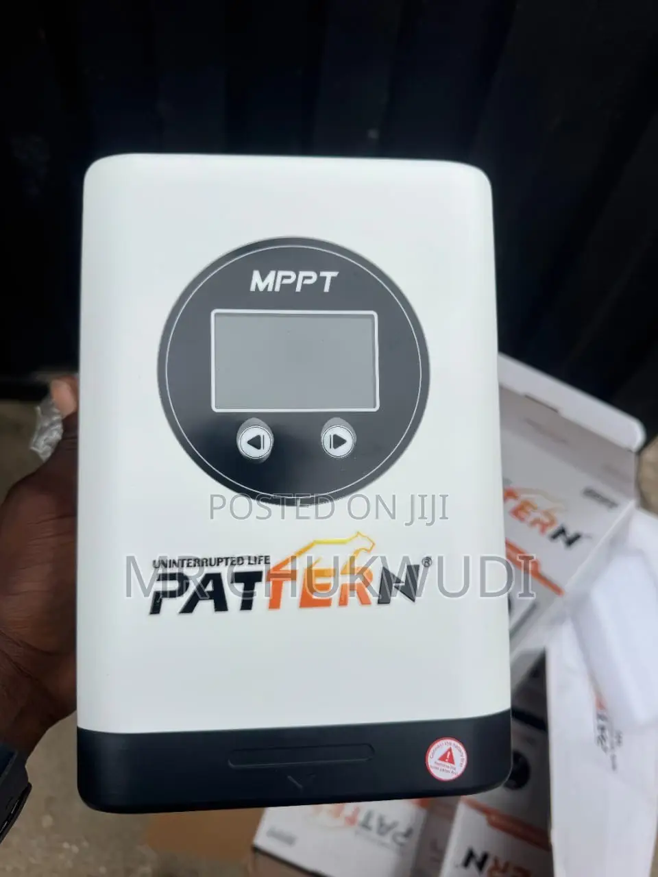 60a Pattern MPPT Solar Change Controllers Is Available