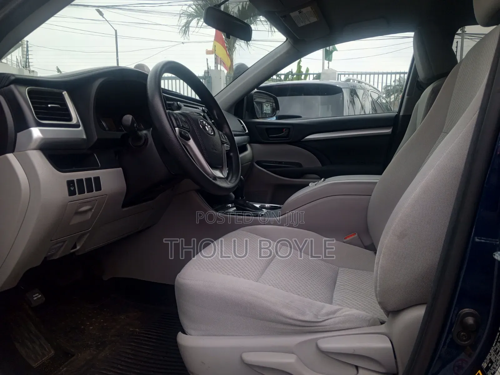 Toyota Highlander LE V6 4x4 (3.5L 6cyl 6A) 2016 Blue
