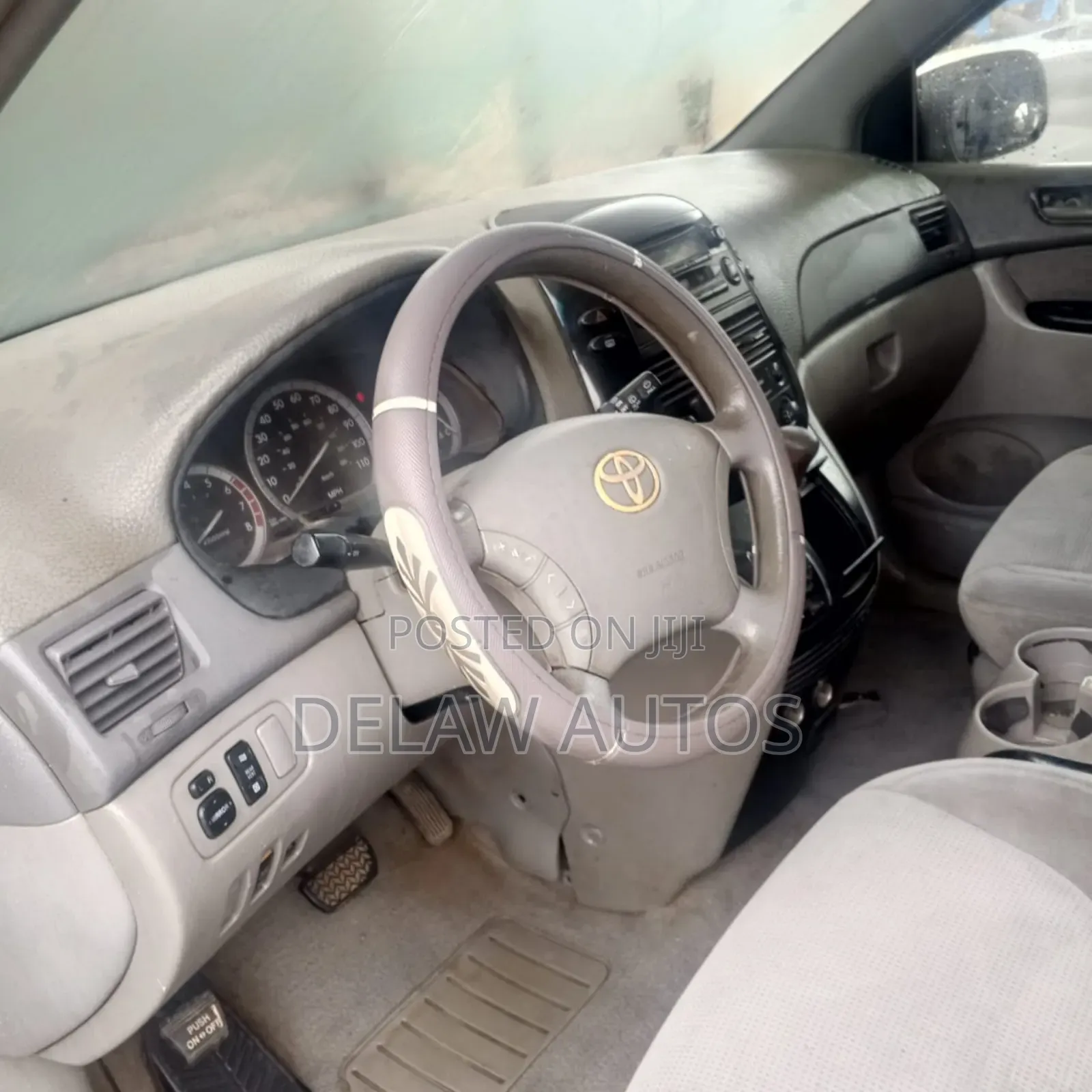 Toyota Sienna 2005 Gold