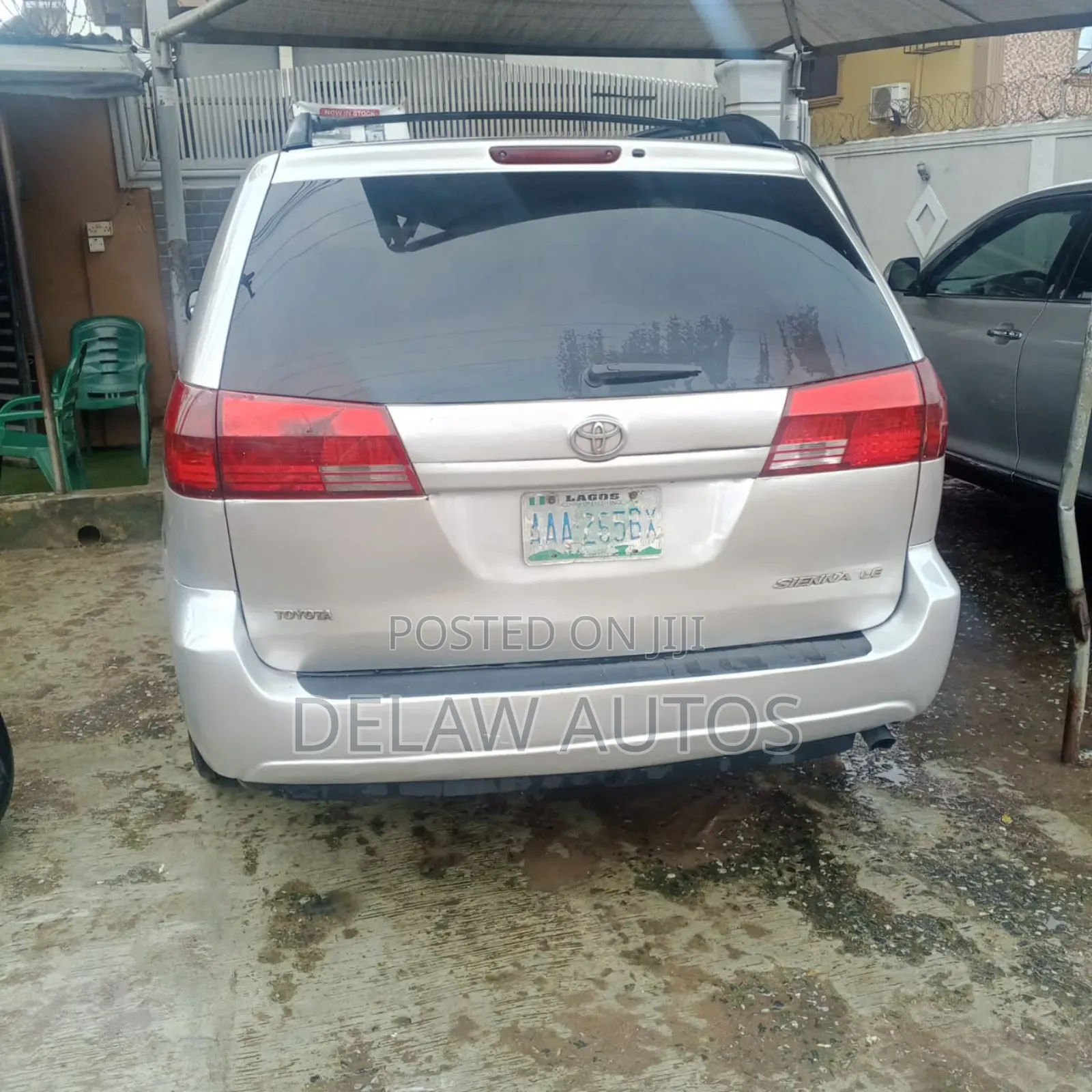 Toyota Sienna 2005 Gold