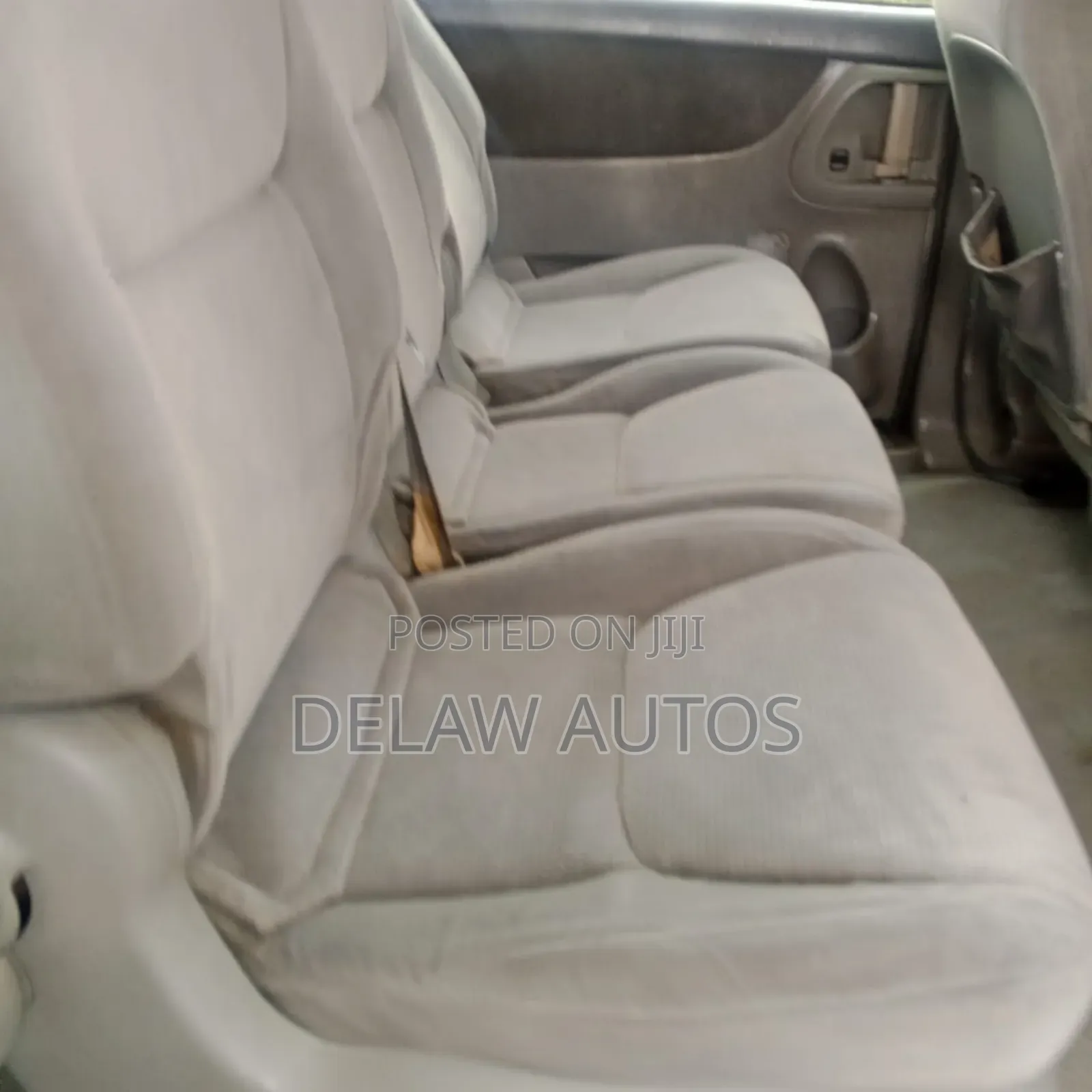 Toyota Sienna 2005 Gold