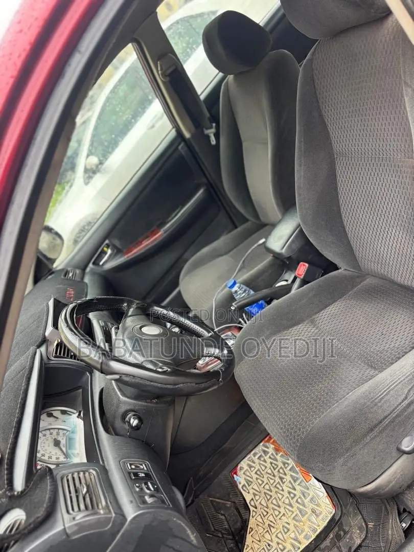 Toyota Corolla 2006 Red
